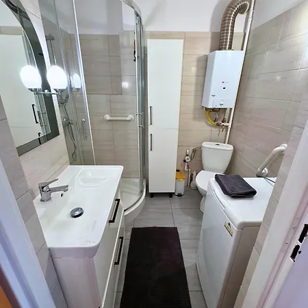 Bathory Srodmiescie - Etezje شقة