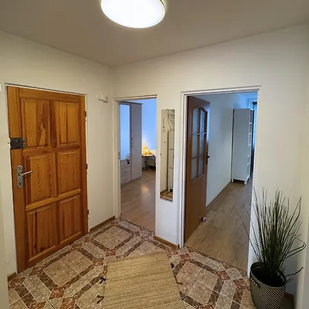 Bathory Srodmiescie - Etezje * غدينيا